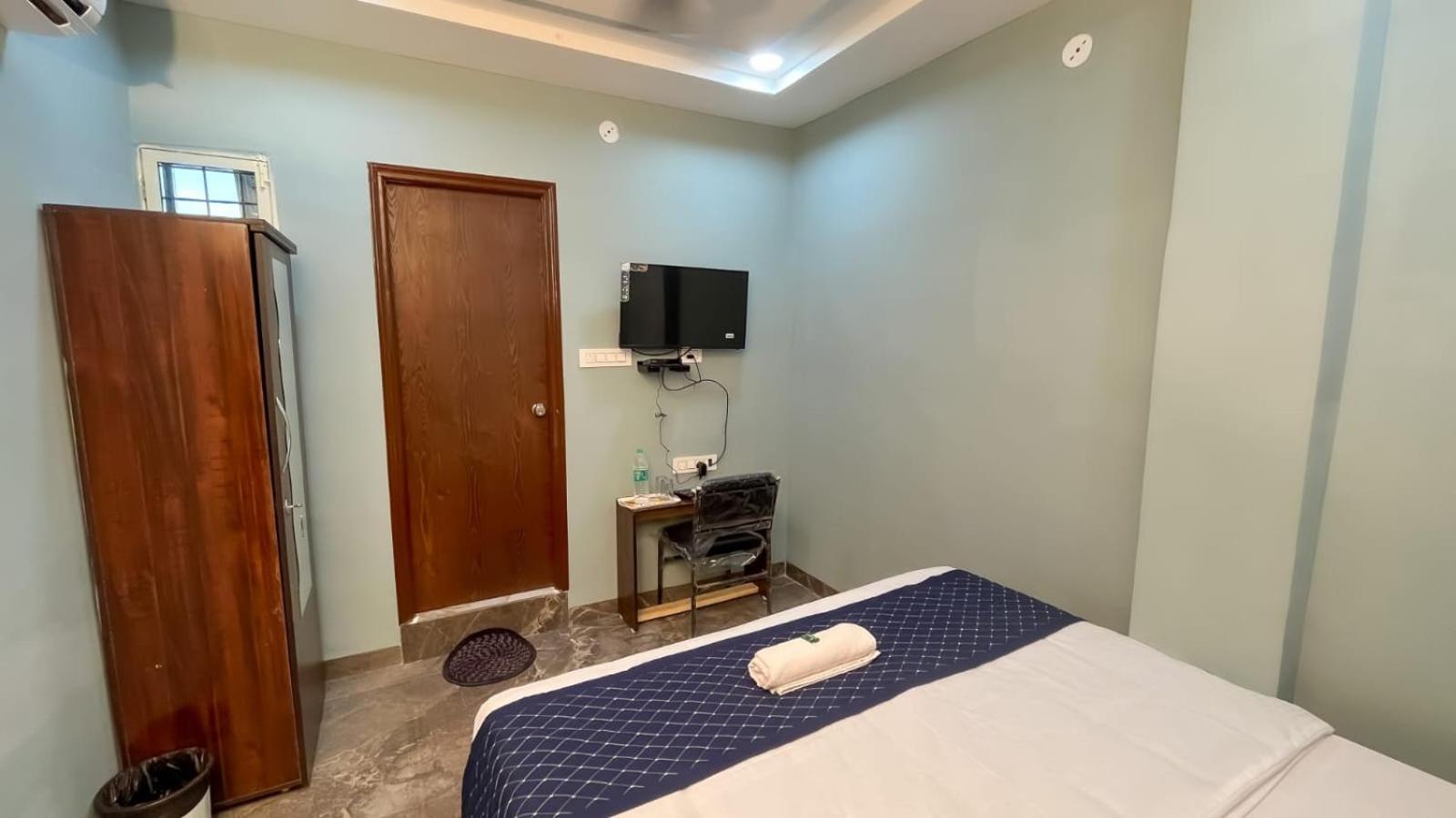 Hotel Abhinandan Індаур Екстер'єр фото